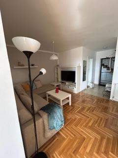 APARTMENT CENTRAL No 5 - 5