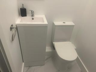 Spacious studio with free EV recharge overnight - Watford - 9