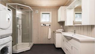 Cozy year-round cabin on family friendly Furutangen - Åmot - 6