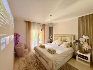Casares Beach Golf Apartment With Private Garden Direct Pool Access - Casares - 1