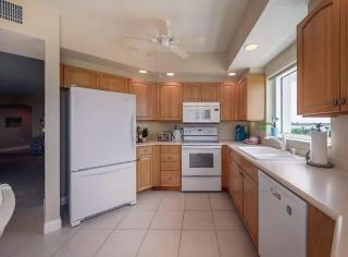 Elegant 2 Bedroom 3 Bath Condo - Clearwater Beach - 2