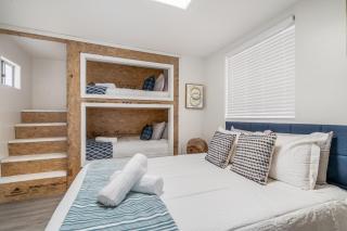 1Bd Ocean Waves Surf Parking - 2