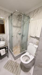 DeLin Hotel And Tours - Yerevan - 8