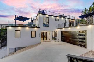 Lake House In Lago Vista-Lake Travis - 2