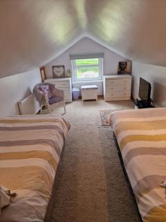 Laura's Lodge on the WAW - Meenacross - 3