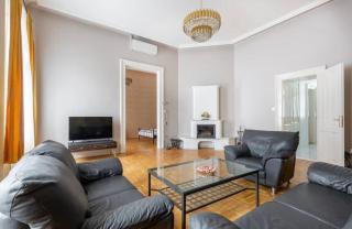 Mosaic Manor Apartment - Budapest - 9