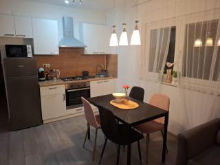 Apartman Roko - Bjelovar - 0