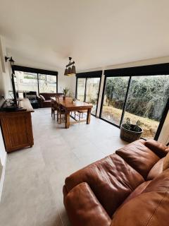 Grand Paris Cozy Stay Private Studios and Apartment Quick Access to Paris - 7