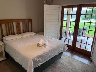 Family Getaway on Wine Estate - 8