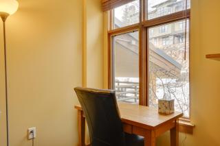 Ski-InandSki-Out Studio at Sundial Lodge with Hot Tub! - Park City - 6