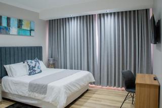 Bokwe's Guest House- Cape Town - 0