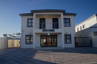 Bokwe's Guest House- Cape Town - 3