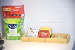 Centrally Located Modern Suite - North Vancouver - 1