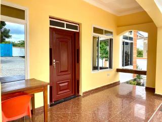Brian's - Dar es Salaam - 5