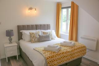 Green Woodpecker Lodge - 1