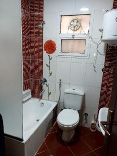 Peaceful 2BR 9 Min to Metro Prime Location - Il Cairo - 4