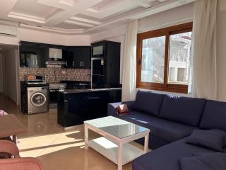 3-Bedroom Apartment on the Ground Floor with Pool View, Personal Garden Area, Backyard, and Free Beach Access in Sharm Hills Resort - 6