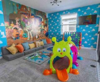 Toy Story Villa - 5BD Game Room Pool Spa near Disney - 0