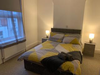 Stylish Home near Shopping Plus Dining - Book Summer Stays Now - Nottingham - 7