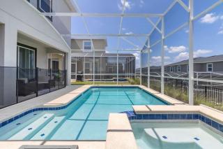 Luxury Stay w High End Comfort - 5min walk Waterpark - Kissimmee - 7