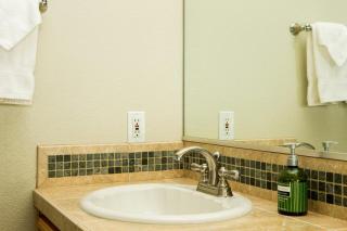 Tahoe Mountain Cabin - 3