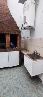 Hermosa casa, parrilla, aire libre, 8 personas - Buenos Aires - 1