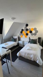 DUHA HOMES - 2 Zimmer Apartment, Monteurwohnung, TV, WIFI, Küche, Self Check-In, Autobahnnähe - Duisburg - 6