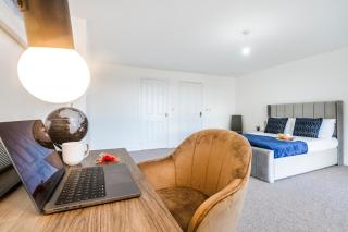 Penthouse Haven - Gants Hill - 2 Bedroom Flat - Redbridge - 3