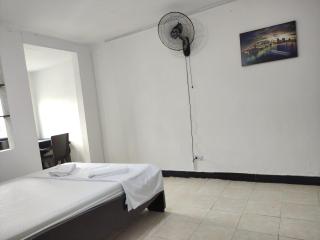 Alojamiento ideal en zona comercial - Cúcuta - 9