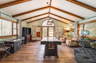 Private Blue Ridge Retreat Hot Tub and Pool Table! - Boone - 1