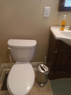 3bd 2bath Spacious Downstairs Duplex - Houston - 5
