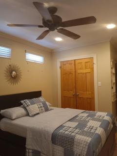 3bd 2bath Spacious Downstairs Duplex - 2