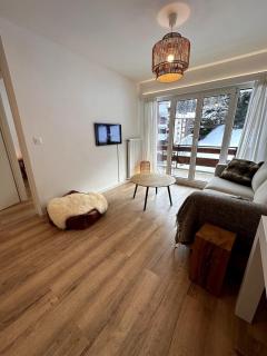 Alpine Cozy Nest - La Planchette - 9