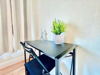 Plaistow home near Custom House Excel free parking - Londra - 4