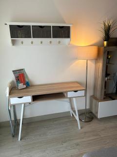 Apartamento totalmente reformado con piscina y jardines al lado de la playa de la Carihuela - Torremolinos - 7