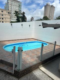 Casa com piscina - Itapema - 9
