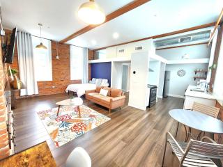 Jennifer's Historic Downtown Loft - Providence - 5