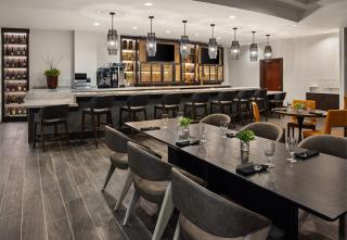 Marriott Bloomington Normal Hotel and Conference Center - 6