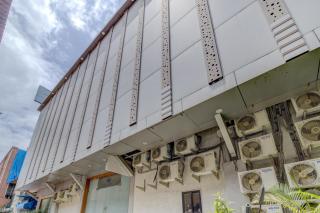 Hotel O Address Inn - Mumbai - 1