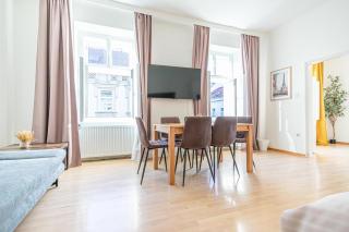 Stylish 2BR Apartment For 5P Nice Location - Wenen - 8