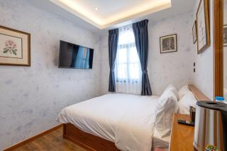 Twelve 8 Boutique House - Cidade Phuket - 2