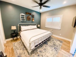 The Phoenix Farmhouse - 1