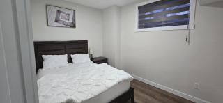 Cozzy Cityscape & Airport Retreat - Calgary - 5