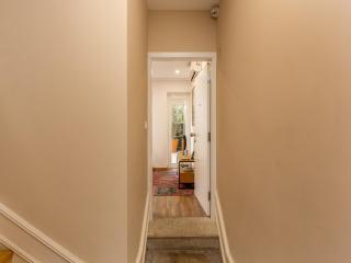 Charming 1-Bedroom Apartment in Oporto - Porto - 2