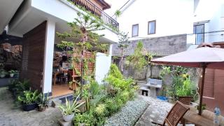 Wresni guesthouse - Canggu - 8