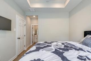 Luxurious Home Retreat with Stylish design - Houston - 3
