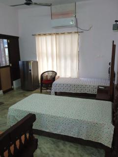 Doctors Plaza Home stay & Spa wellness center - Kovalam - 1