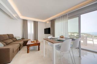 Private Pool Luxury Penthouse with Sea Views - Is-Swieqi - 3