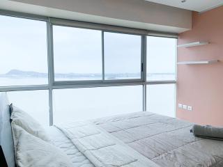 2 dormitorios, piscina, gym, vista al rio, parqueo - Guayaquil - 3