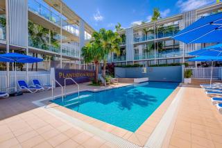 Unit 202 Plantation Resort - Rainbow Beach Aircon.Wifi.Pool. Views - Rainbow Beach - 0